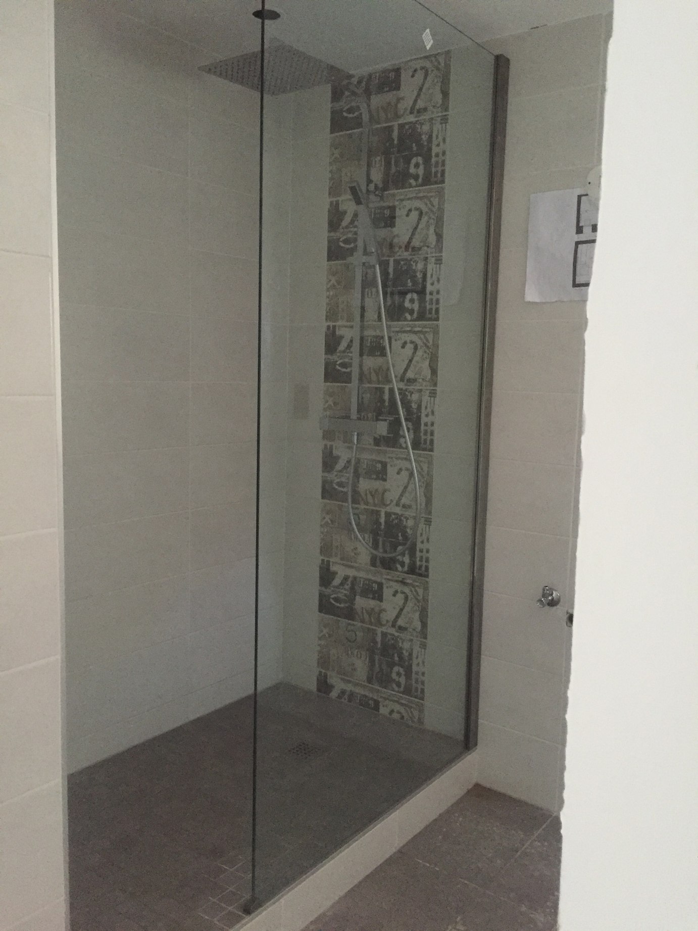 Toutes nos réalisations Douche_italienne.jpg