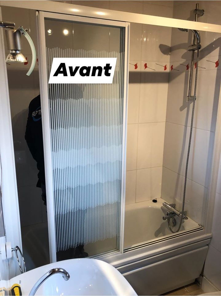 Toutes nos réalisations renovation-salle-de-bain-chablais-avant.jpg